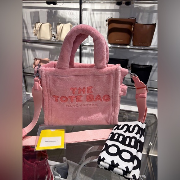 Marc Jacobs Handbags - Marc Jacobs Pink The Tote Bag Crossbody NWT